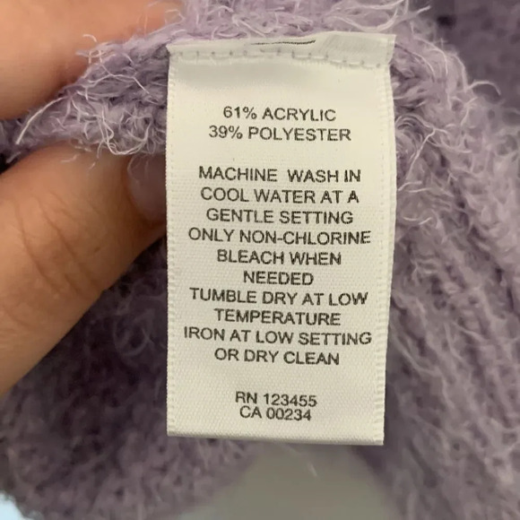 Design Lab Purple Lilac Fuzzy Sweater Size L - Picture 5 of 5